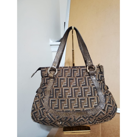 Fendi Metallic Zucca Chef Tote - Picture 3 of 9